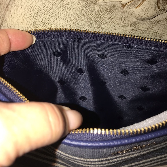 Kate ♠️ Spade Larchmont Stripe Navy Gia Clutch - Picture 5 of 8